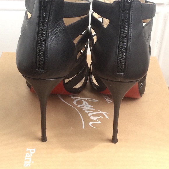 Christian Louboutin Paris Black Calf Heels - Picture 3 of 8